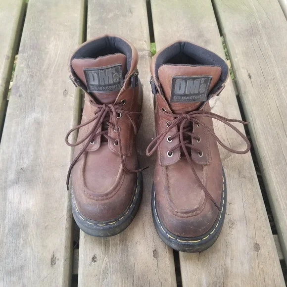 Dr‎ Martens Vintage MIE 8595 Platform Lace-up Brown Leather Work Boots 9